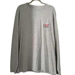Vineyard Vines Men’s “I Whale My Dog”Pocket Tee in Gray
Size Large